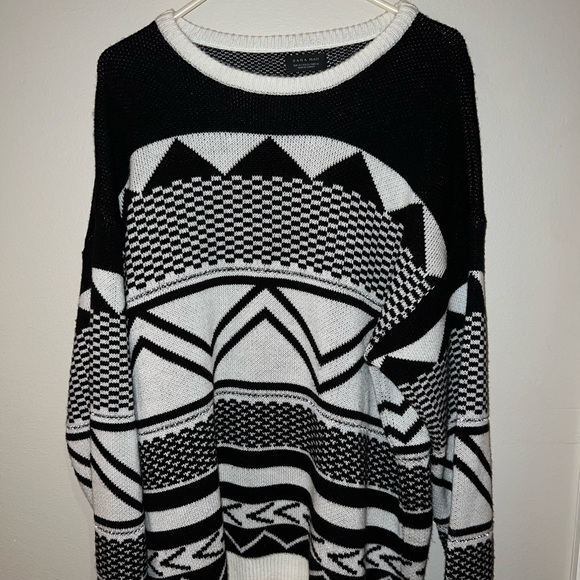 XL Zara Sweater Holiday - Picture 3 of 7